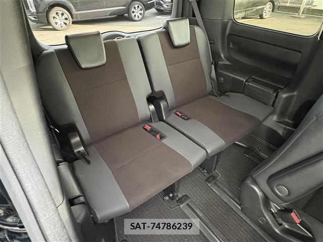 Toyota NOAH 2020 8683567-11