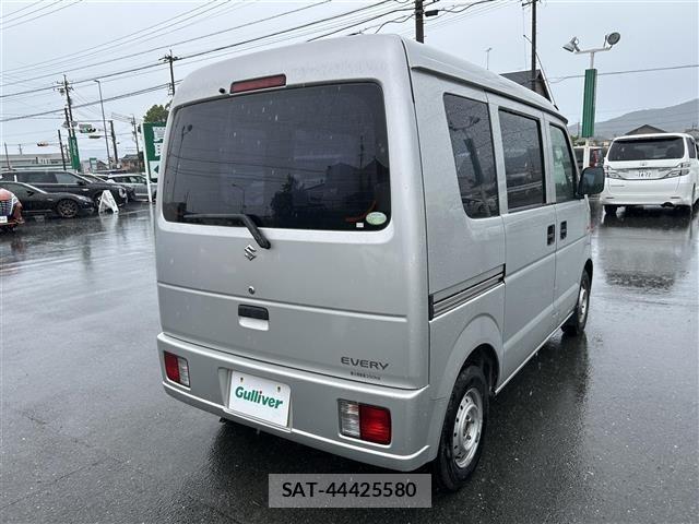 Suzuki EVERY 2006 8928039-12
