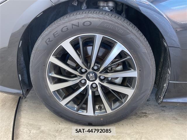 Toyota CROWN 2019 8680562-10