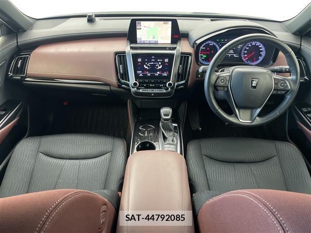 Toyota CROWN 2019 8680562-14