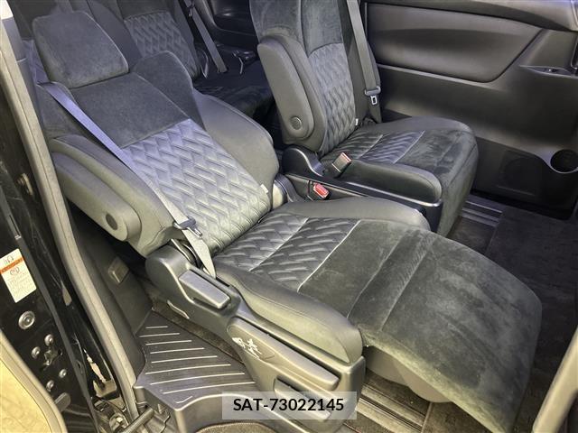 Toyota VELLFIRE 2019 8674341-6