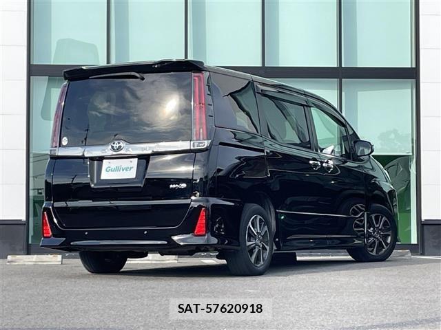 Toyota NOAH 2021 8683569-11