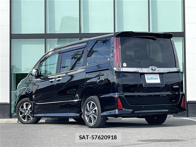 Toyota NOAH 2021 8683569-13