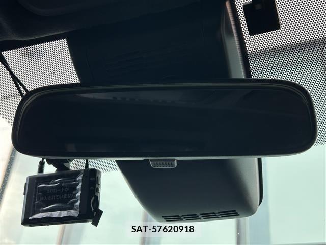 Toyota NOAH 2021 8683569-18