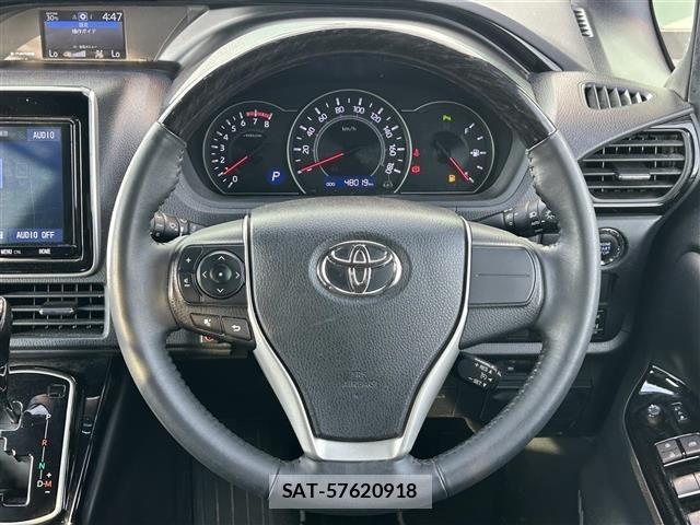 Toyota NOAH 2021 8683569-21