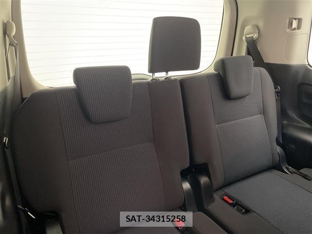 Toyota NOAH 2015 8683571-12