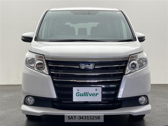 Toyota NOAH 2015 8683571-22