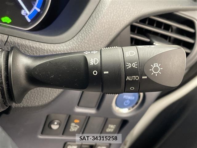 Toyota NOAH 2015 8683571-5