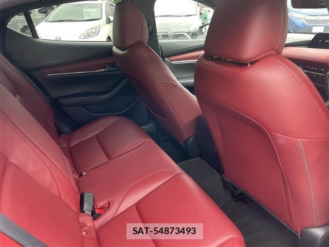 Mazda MAZDA3 2019 8909330-12
