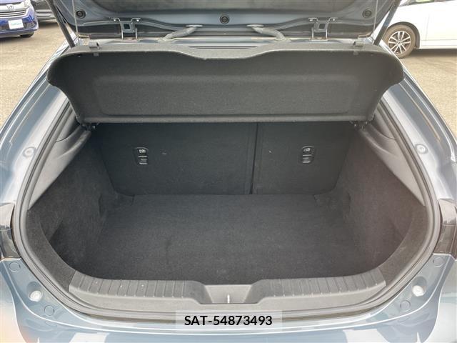 Mazda MAZDA3 2019 8909330-7