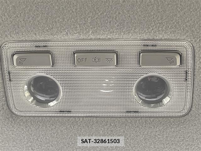 Toyota SPADE 2012 8917332-17