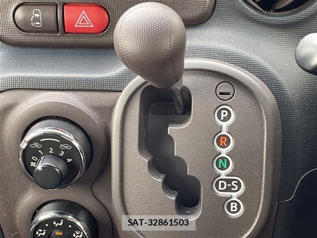 Toyota SPADE 2012 8917332-19