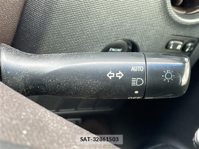 Toyota SPADE 2012 8917332-2