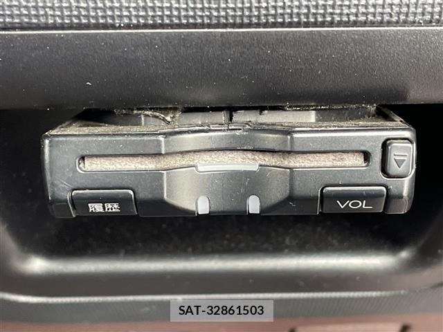Toyota SPADE 2012 8917332-30