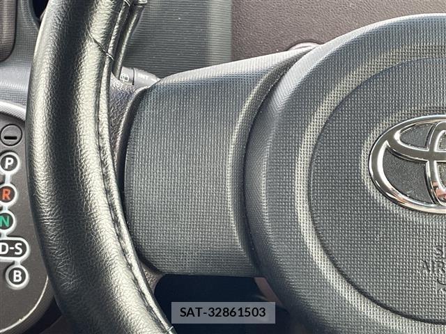 Toyota SPADE 2012 8917332-31
