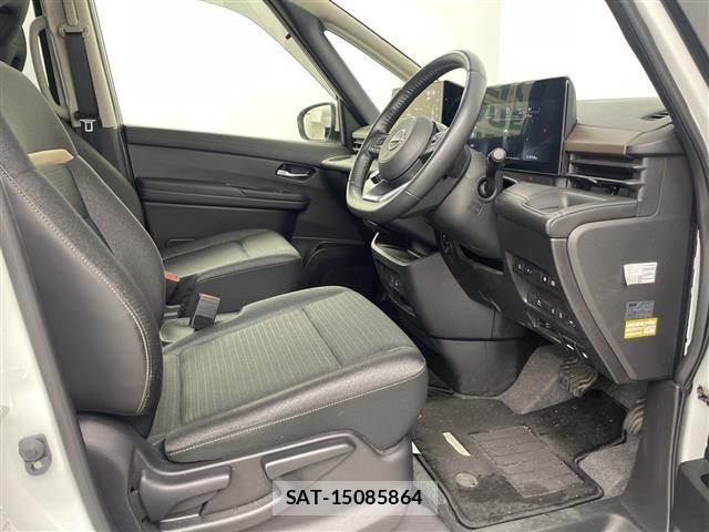 Nissan SERENA 2023 8927208-12