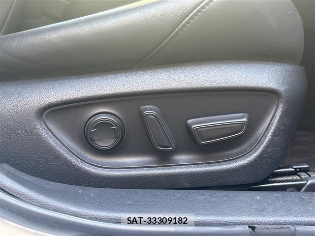 Toyota CROWN 2021 8680565-4