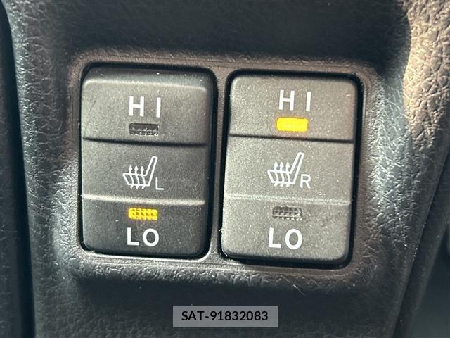 Toyota ESQUIRE 2019 8908840-8