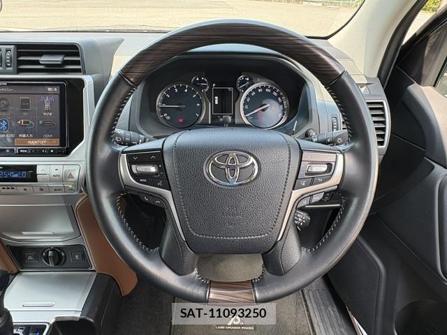 Toyota LAND CRUISER PRADO 2021 8907426-3