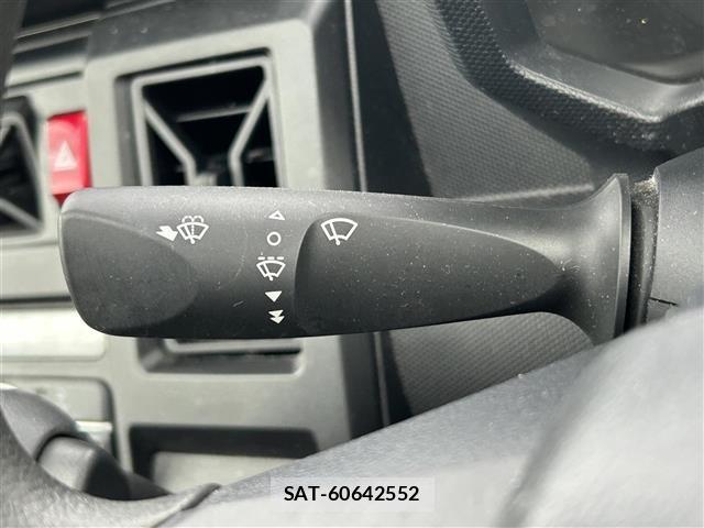 Daihatsu TAFT 2021 8698096-3