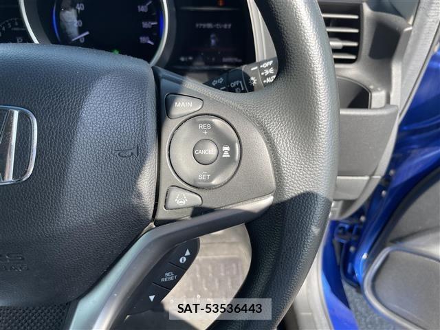 Honda FIT 2017 8703673-3