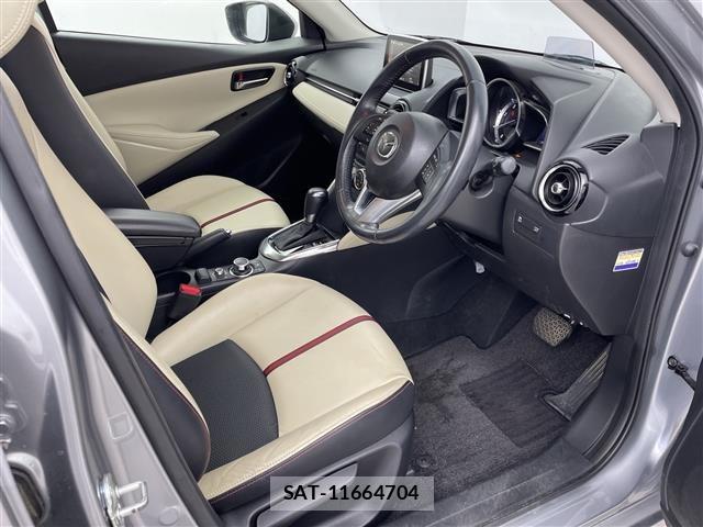 Mazda DEMIO 2015 8689398-11