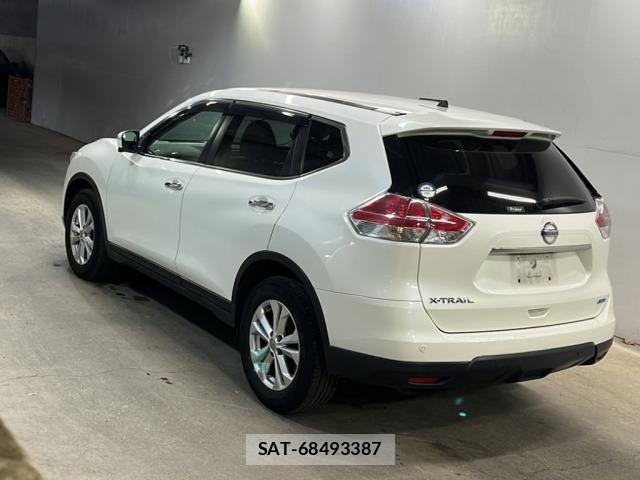 Nissan X-TRAIL 2015 8926346-1