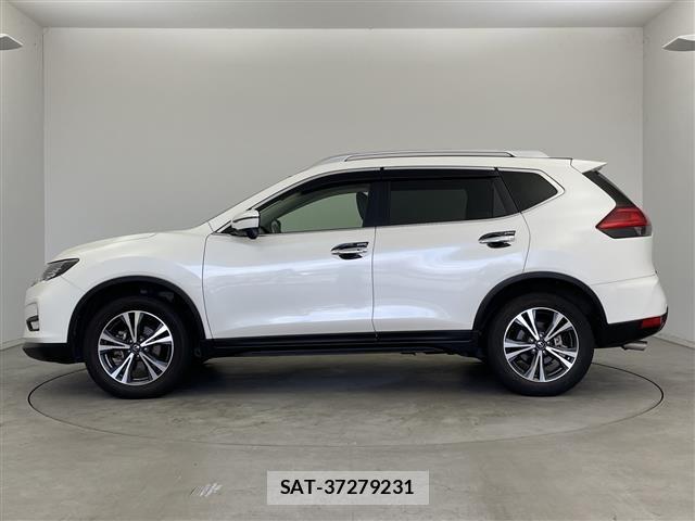 Nissan X-TRAIL 2017 8929623-4