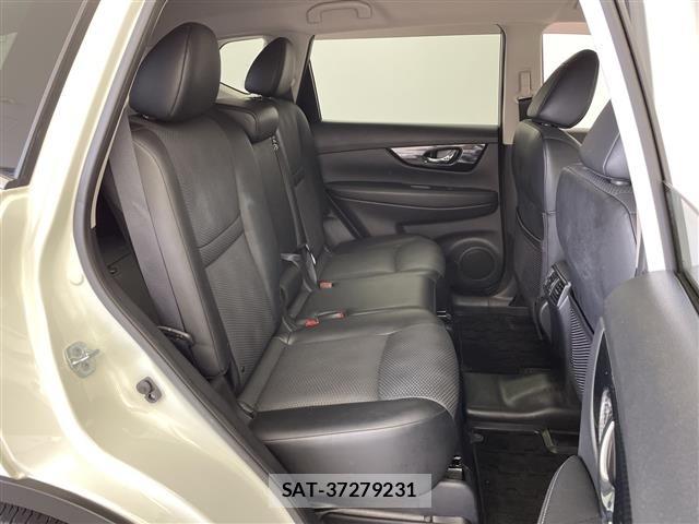Nissan X-TRAIL 2017 8929623-7