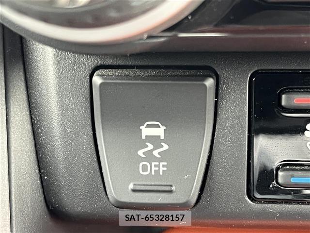 Toyota RAV4 2022 8709430-3