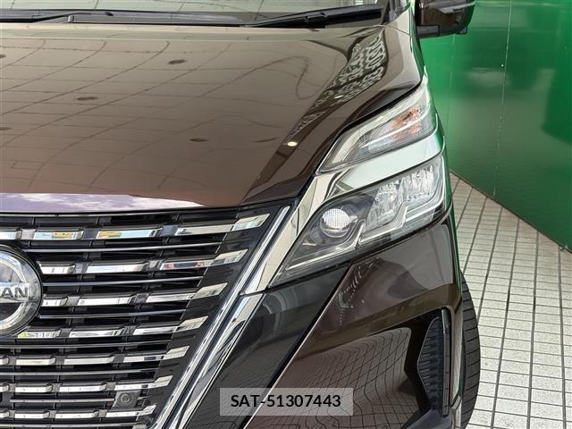 Nissan SERENA 2020 8927257-1