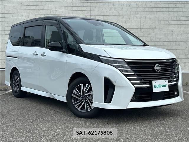 Nissan SERENA 2025 8927258-0