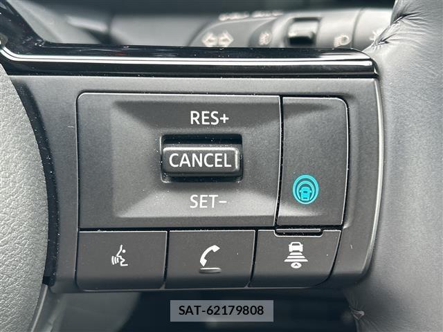 Nissan SERENA 2025 8927258-22