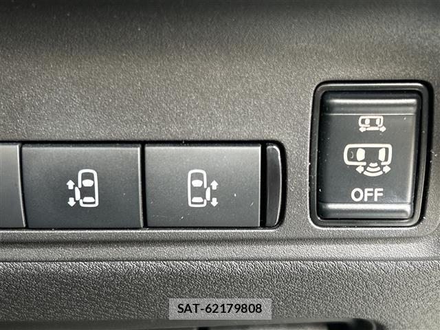 Nissan SERENA 2025 8927258-4