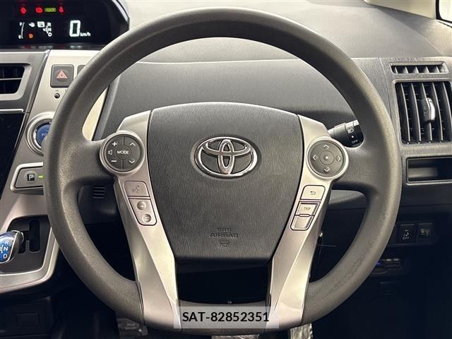 Toyota PRIUS 2015 8710281-19