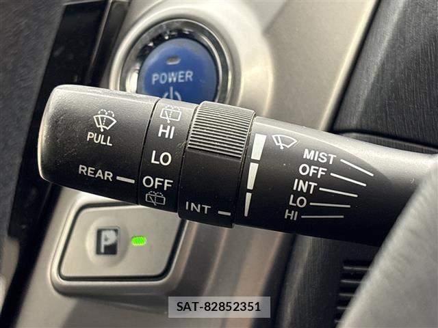Toyota PRIUS 2015 8710281-21