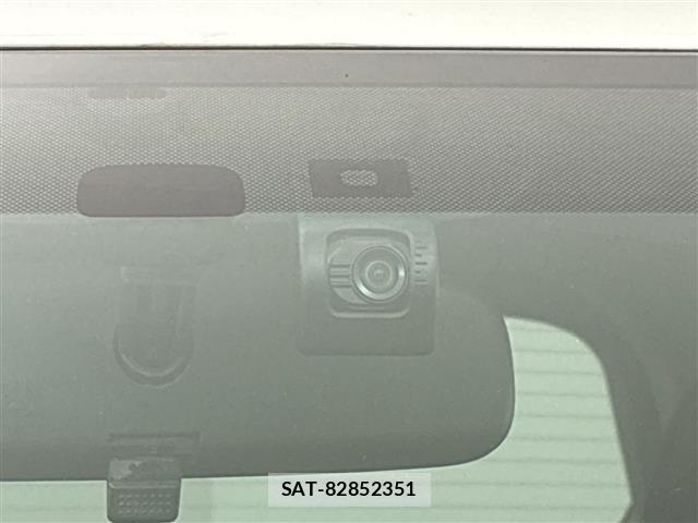 Toyota PRIUS 2015 8710281-8