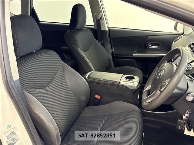 Toyota PRIUS 2015 8710281-9