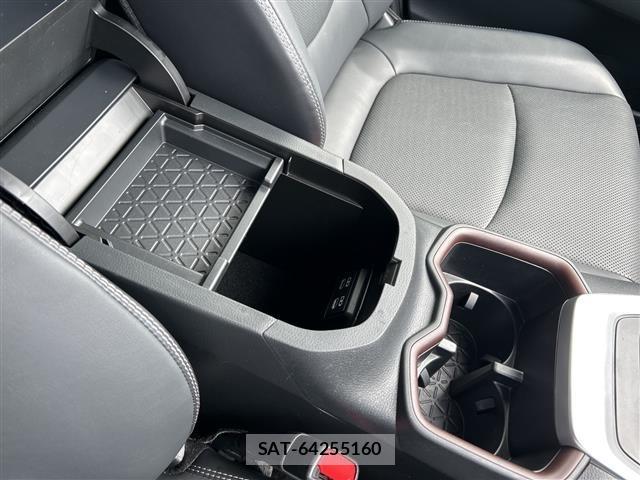 Toyota RAV4 2023 8709432-10