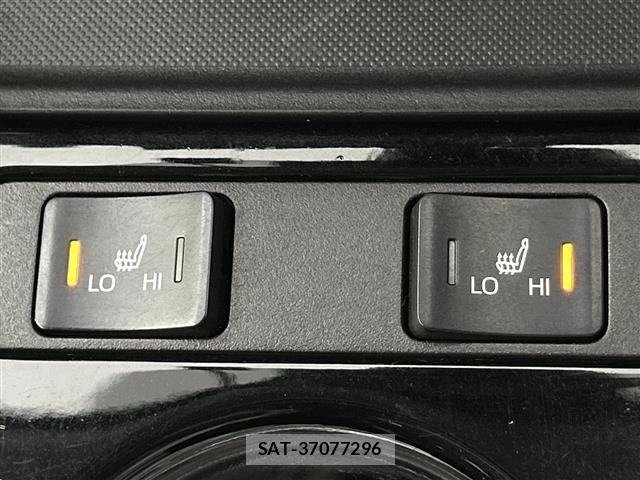 Toyota PRIUS PHV 2022 8915760-21