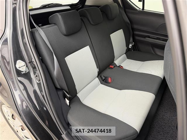 Toyota AQUA 2013 8705729-11