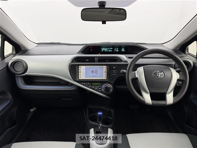 Toyota AQUA 2013 8705729-15