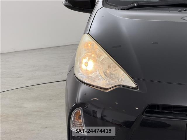 Toyota AQUA 2013 8705729-20