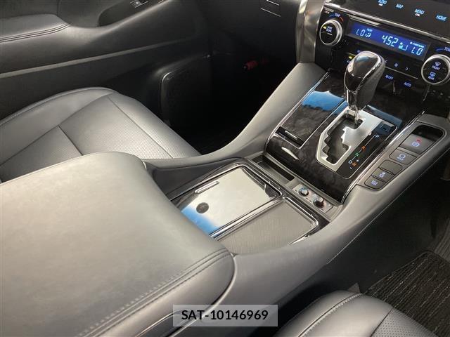 Toyota VELLFIRE 2019 8692800-12