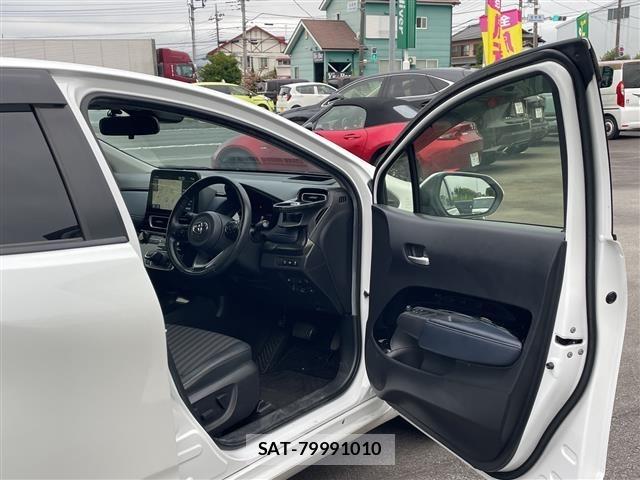 Toyota AQUA 2022 8705731-12