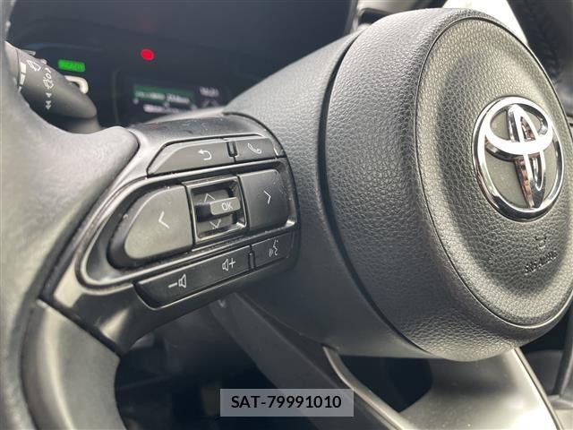 Toyota AQUA 2022 8705731-8