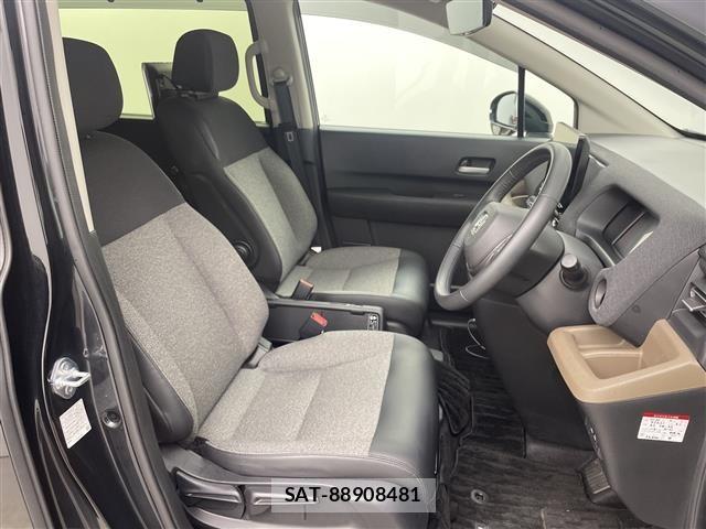 Honda FREED 2024 8684649-6