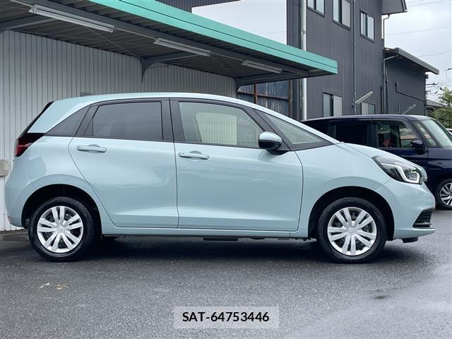 Honda FIT 2024 8922033-4