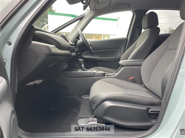 Honda FIT 2024 8922033-8