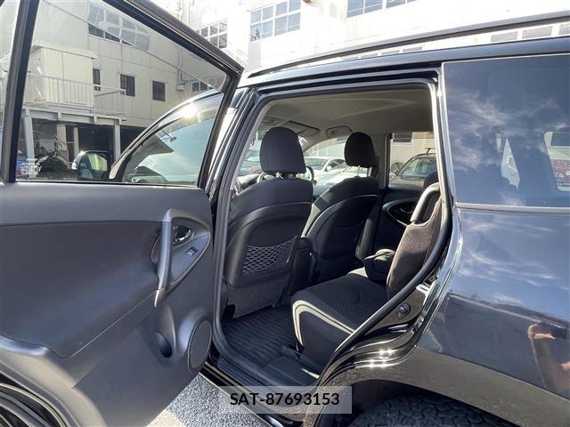 Toyota VANGUARD 2011 8684949-4